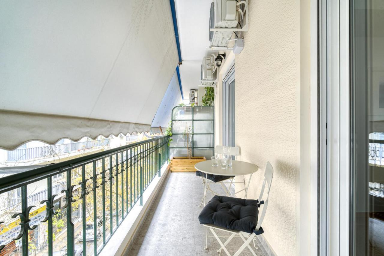 Stylish, Sunny New 2 Bedroom, Prime Central Atina Dış mekan fotoğraf